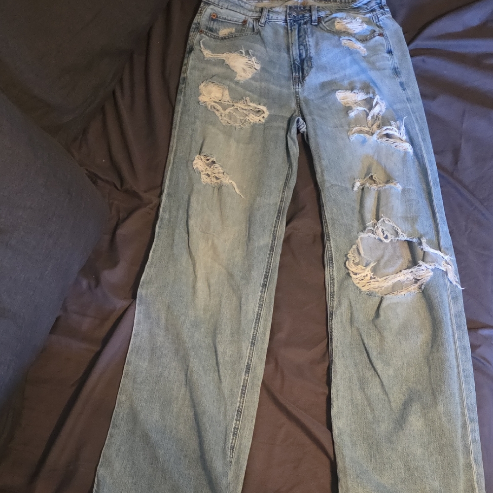 American Eagle Outfitters Distressed Blue Boyfriend Jeans